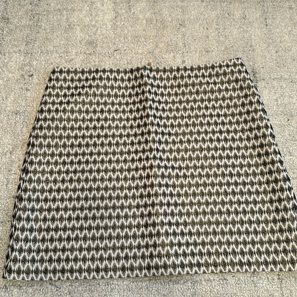 Loft mini skirt